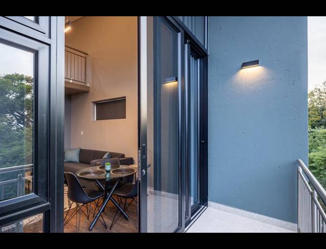 16 BEDROOM APARTMENT FOR SALE IN NIEUW MUCKLENEUK